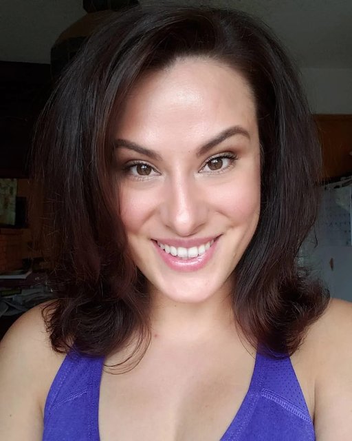 Dark Mahogany Brown Hair Dye Kit. 5NGM Catania | Madison Reed