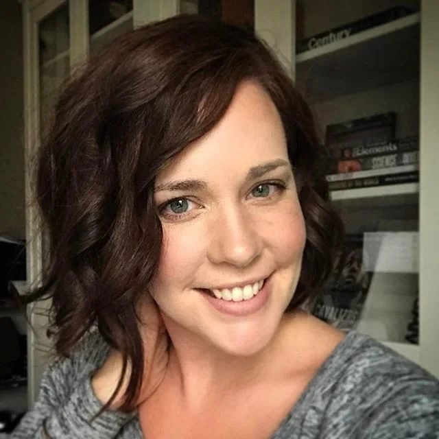 Dark Mahogany Brown Hair Dye Kit. 5NGM Catania | Madison Reed