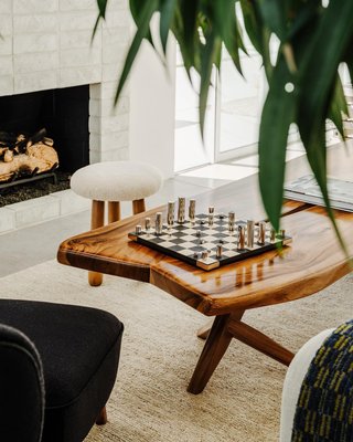 Famiglia Modern Stainless Steel Chess Set by Gianfranco Frattini - image 6 of 7