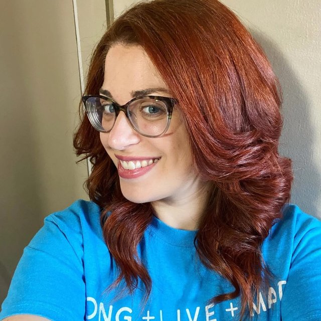 Light Ginger Copper Red Hair Dye Kit | Carrara Crimson 7RC | Madison Reed
