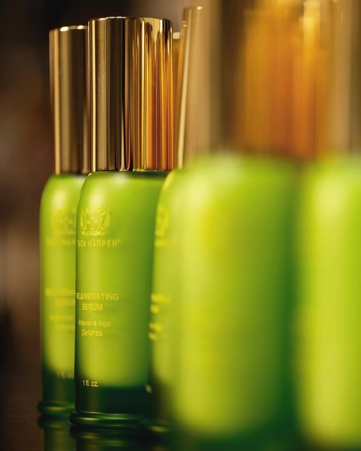 Imagine your skin at its most optimized state ✨One bottle of Rejuvenating Serum replaces all of your other serums. 

Rejuvenating Serum: 
Smooths The Look Of Wrinkles 
Deeply Hydrates 
Supports Skin Barrier 
Brightens Your Complexion 
Supports Cellular Renewal 
Firms The Look Of Skin 
Feeds Skin Nutrition